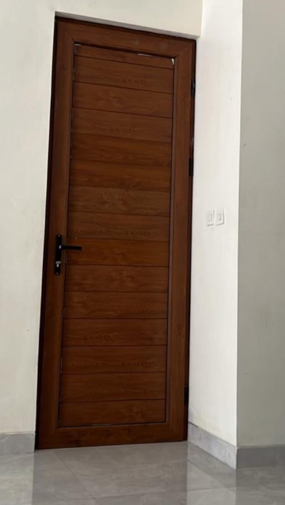 pintu kayu UPVC